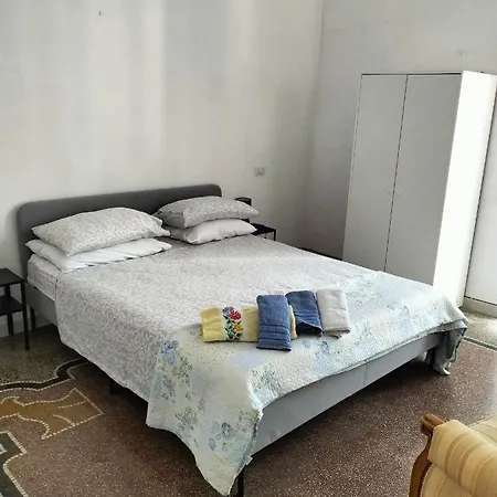Casa Rosy * Savona